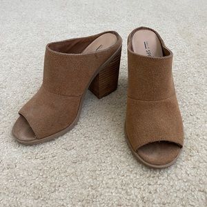 Brown Mule Heels